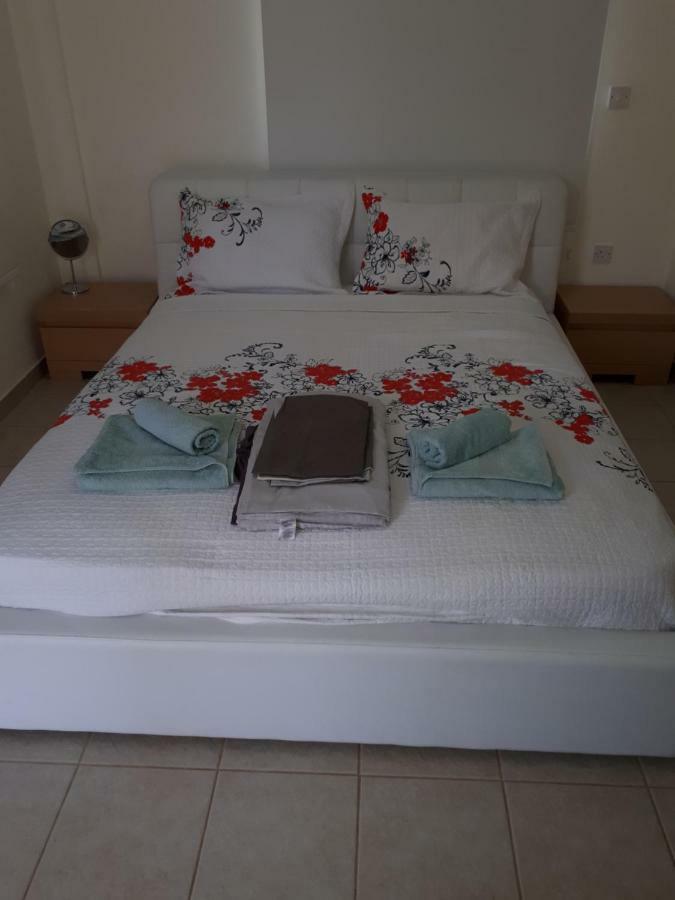 Marias Villa Protaras Bagian luar foto
